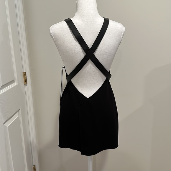 NWT Theory Yvetta Top with Leather Straps - Picture 4 of 16